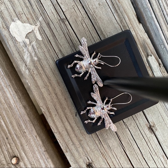 Large Silver Bee Statement Earrings - Picture 7 of 7